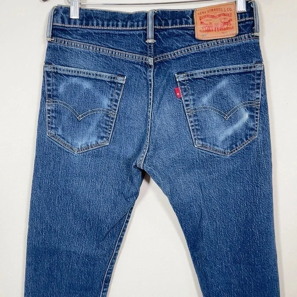 Levi's 502 Regular Taper Jeans - Picture 8 of 15
